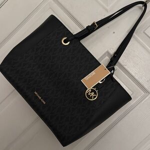 Michael Kors Brand New with tags Walsh Black and Gray Tote Bag Size Medium
